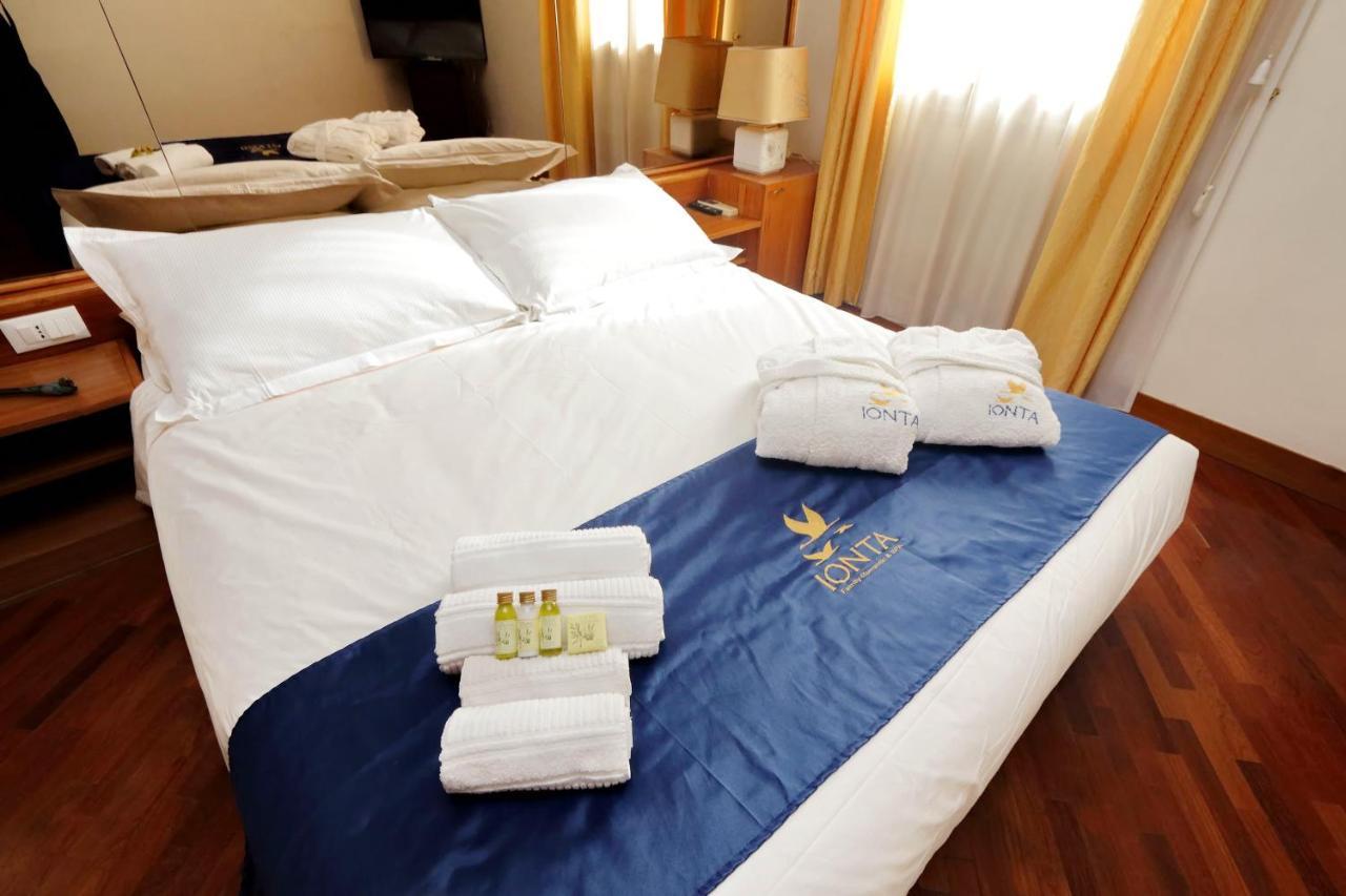 Frattina Family Romantic Superior Suite Екстер'єр фото