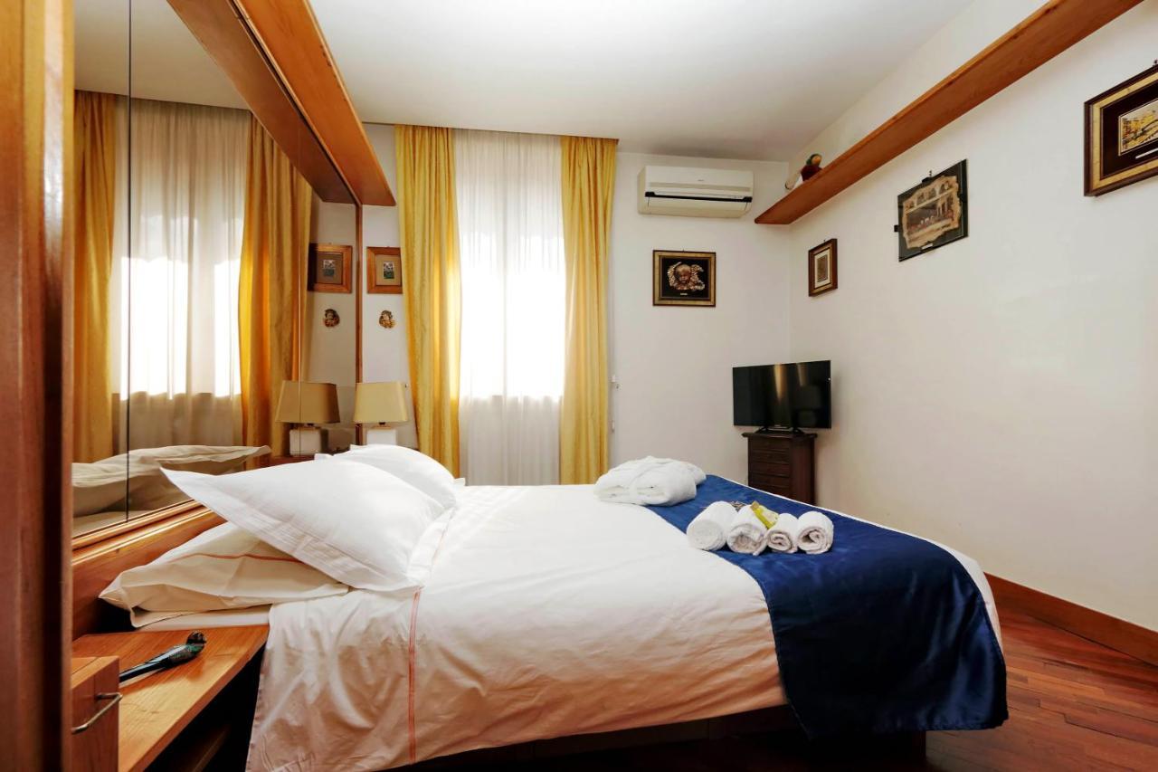 Frattina Family Romantic Superior Suite Екстер'єр фото
