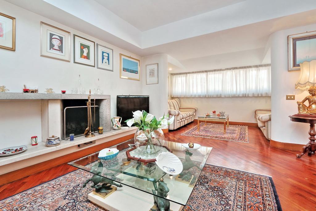 Frattina Family Romantic Superior Suite Екстер'єр фото