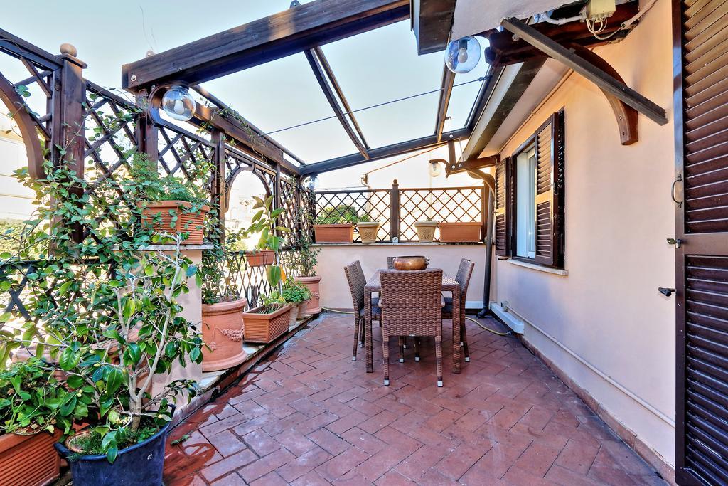 Frattina Family Romantic Superior Suite Екстер'єр фото